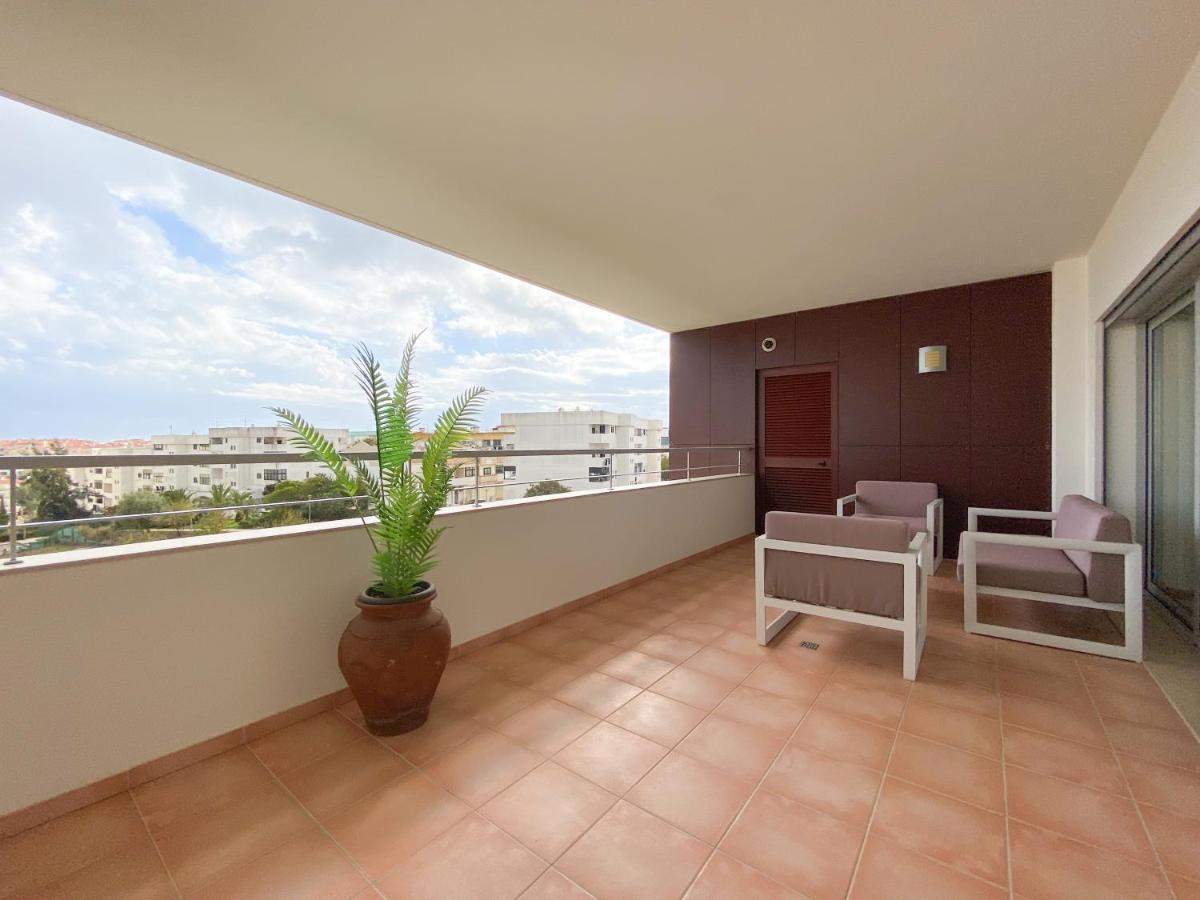 Luxury Condominium Apartment With Swimming Pool #1903 Lagos Dış mekan fotoğraf