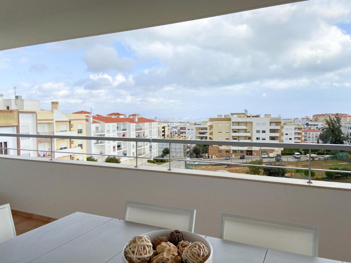 Luxury Condominium Apartment With Swimming Pool #1903 Lagos Dış mekan fotoğraf